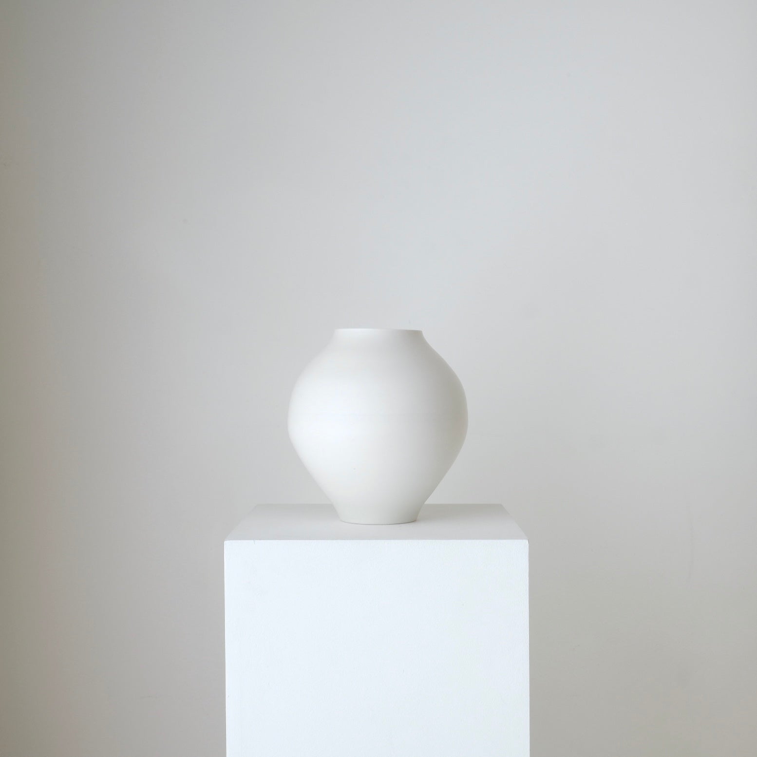 MOON JAR NO.4