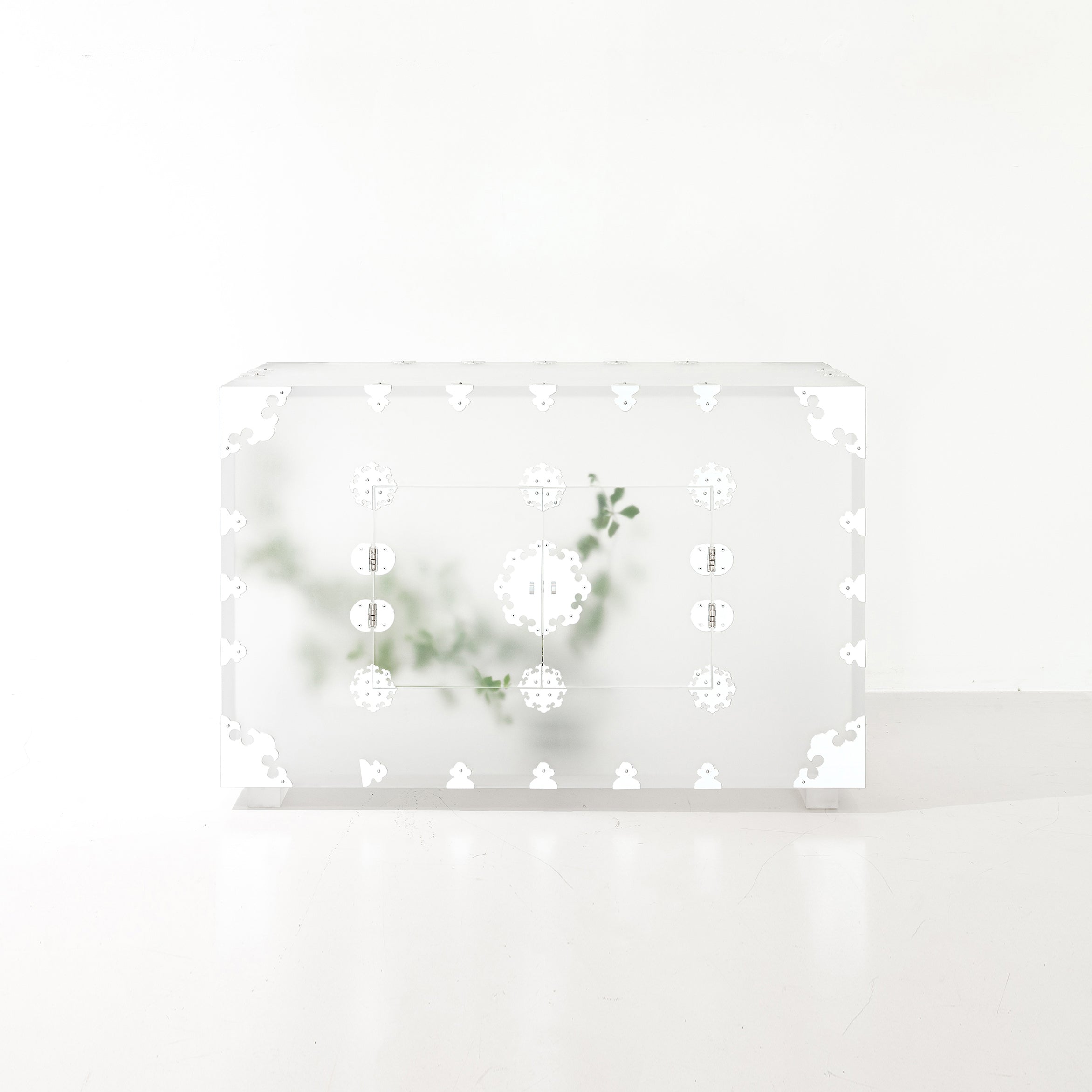 WHITE NOSTALGIA - NONG