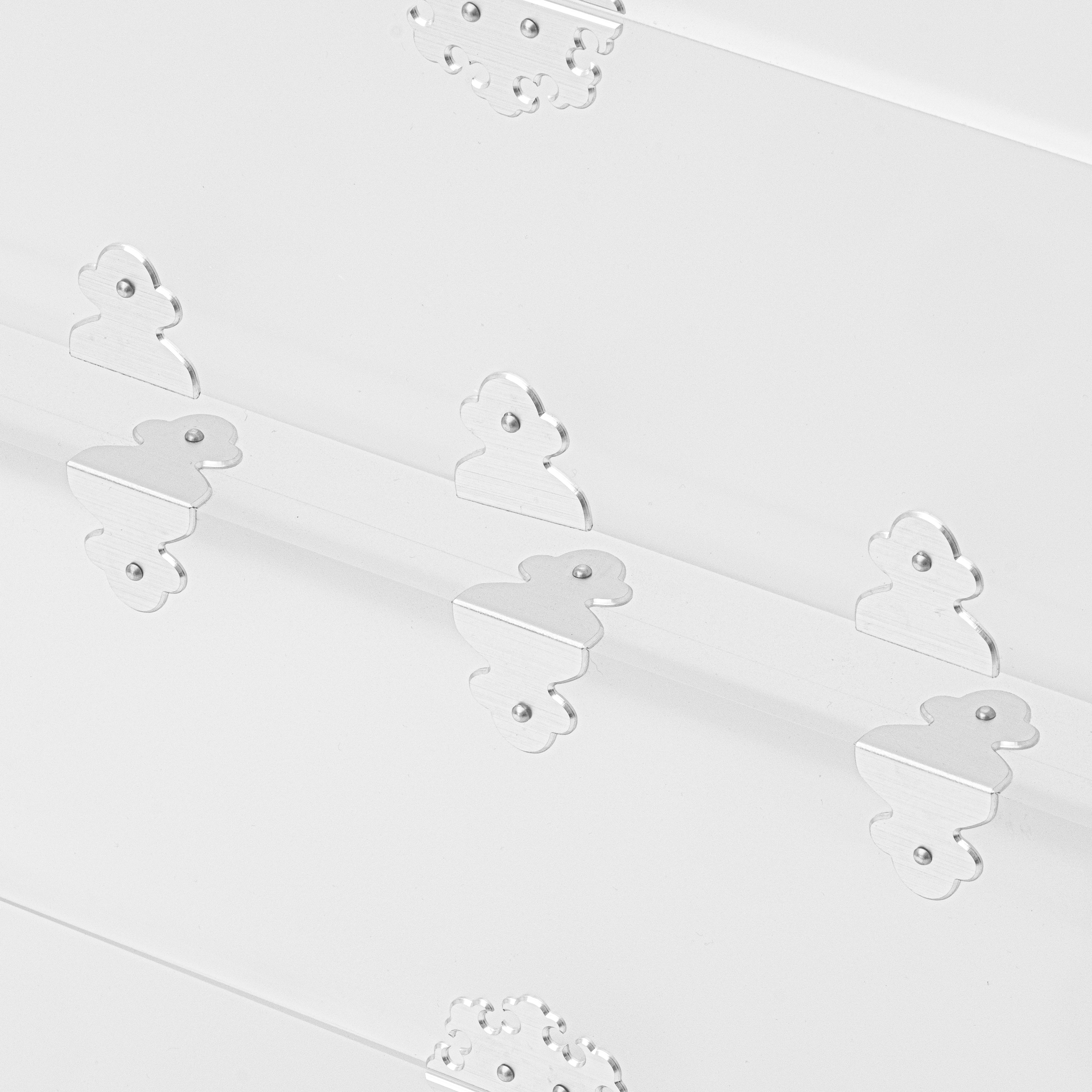 WHITE NOSTALGIA - NONG