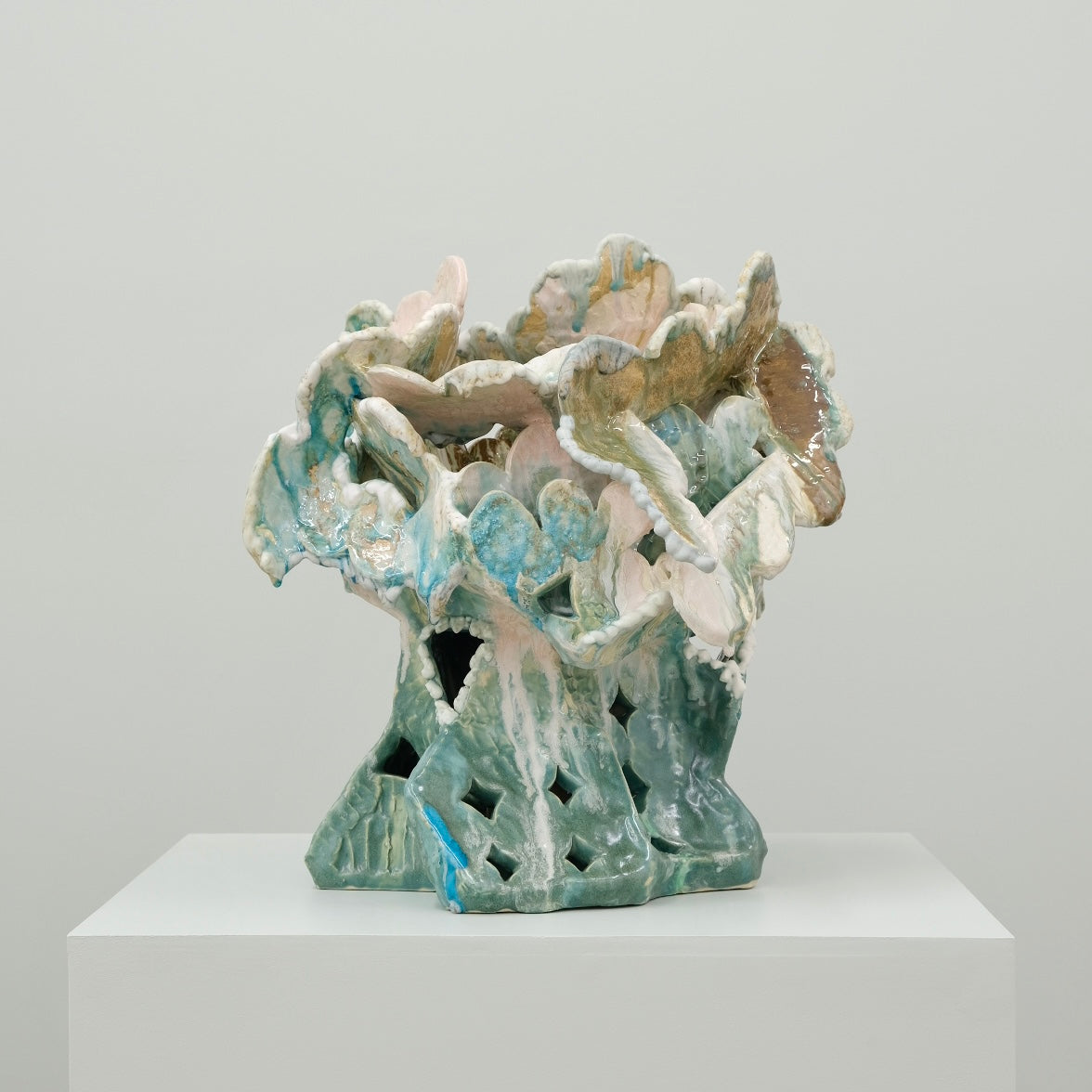 Kkotsal(꽃살) MoonFlower Vase (Green#1)