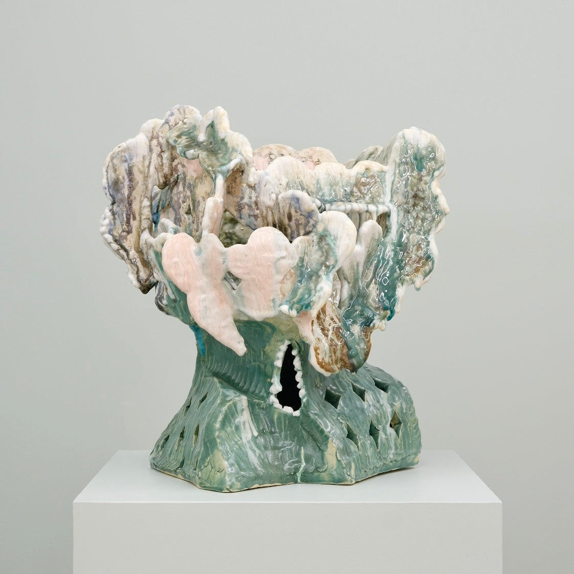 Kkotsal(꽃살) MoonFlower Vase (Green#2)