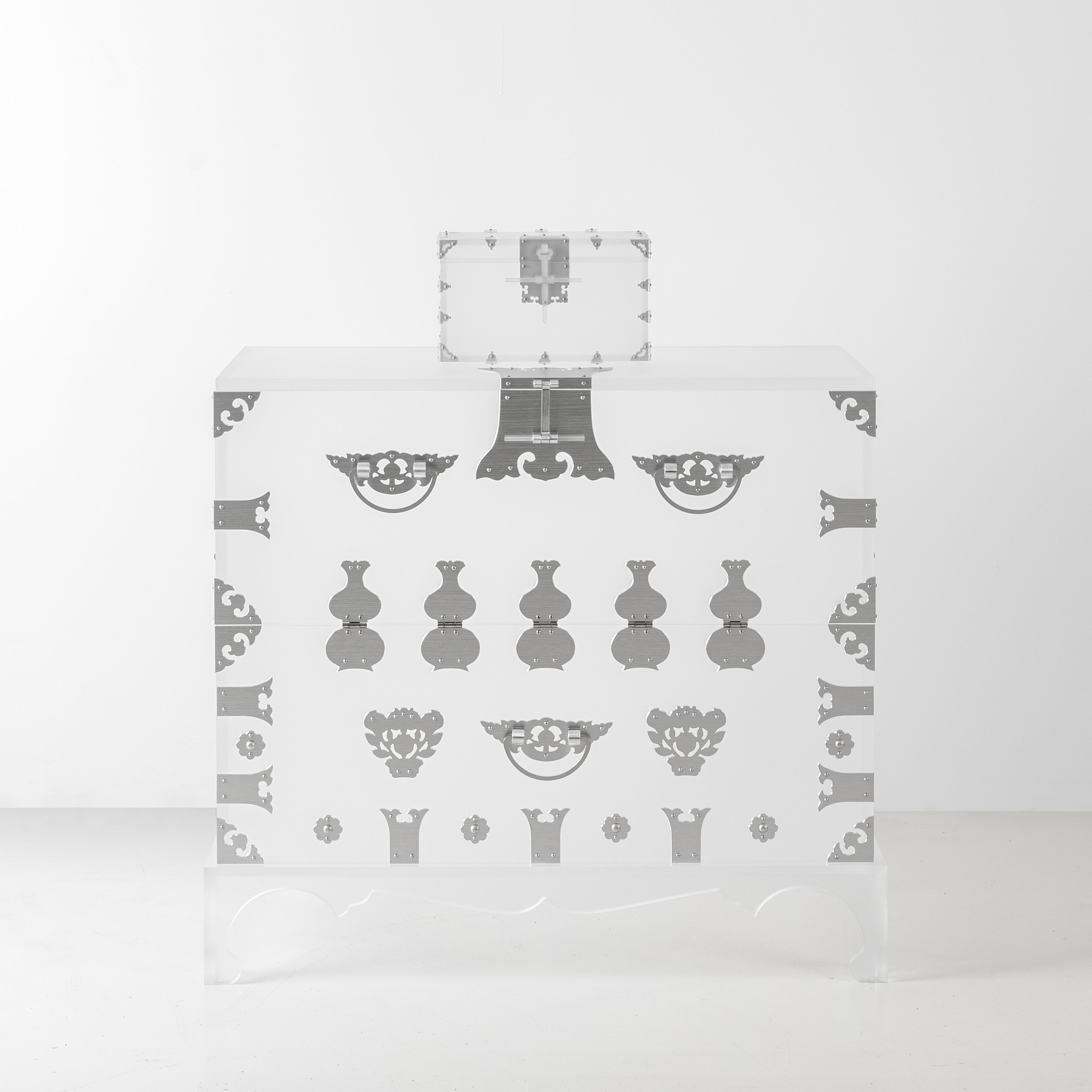 WHITE NOSTALGIA - BANDAJI 6