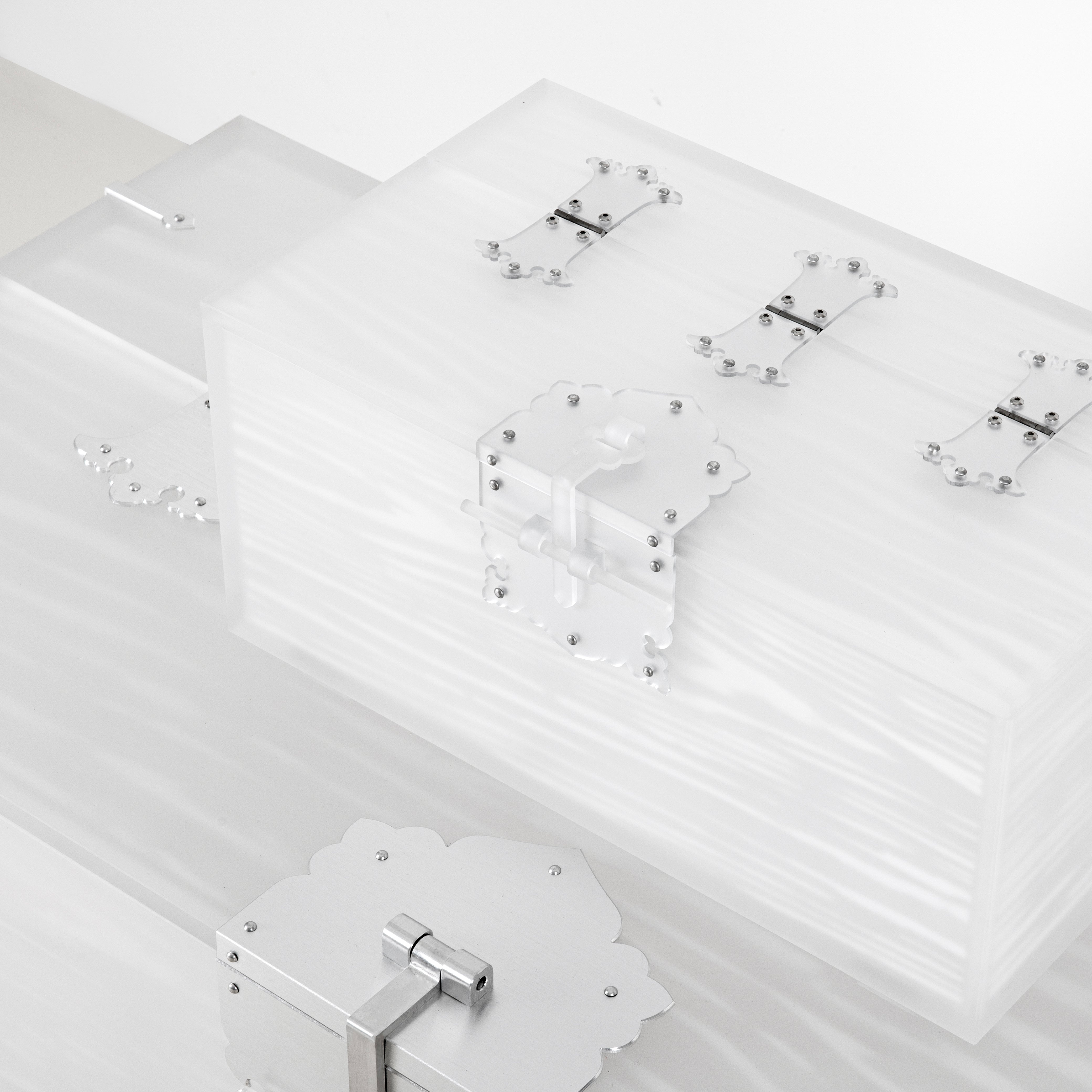 WHITE NOSTALGIA - GWE MINI