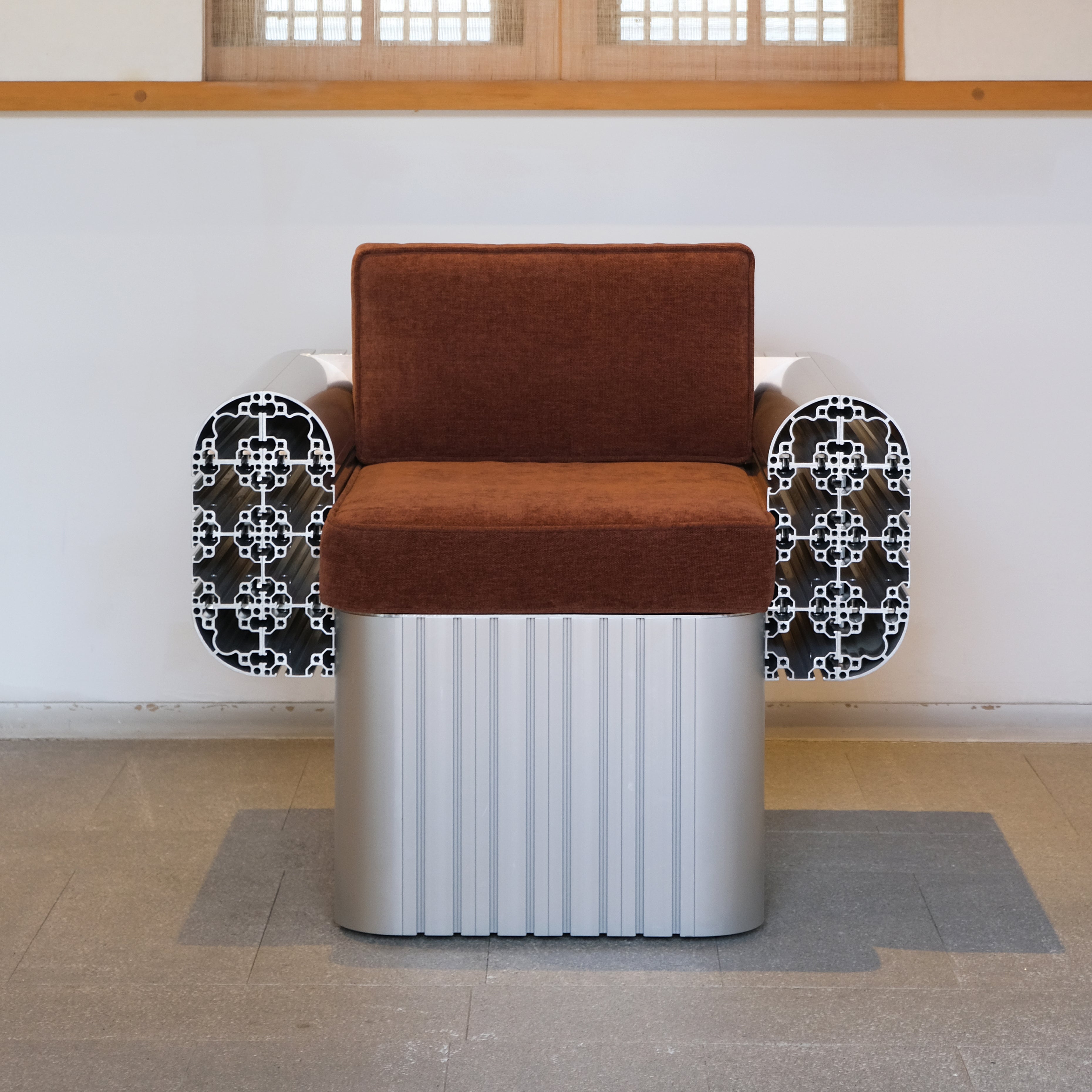 PF80_ARMCHAIR 2