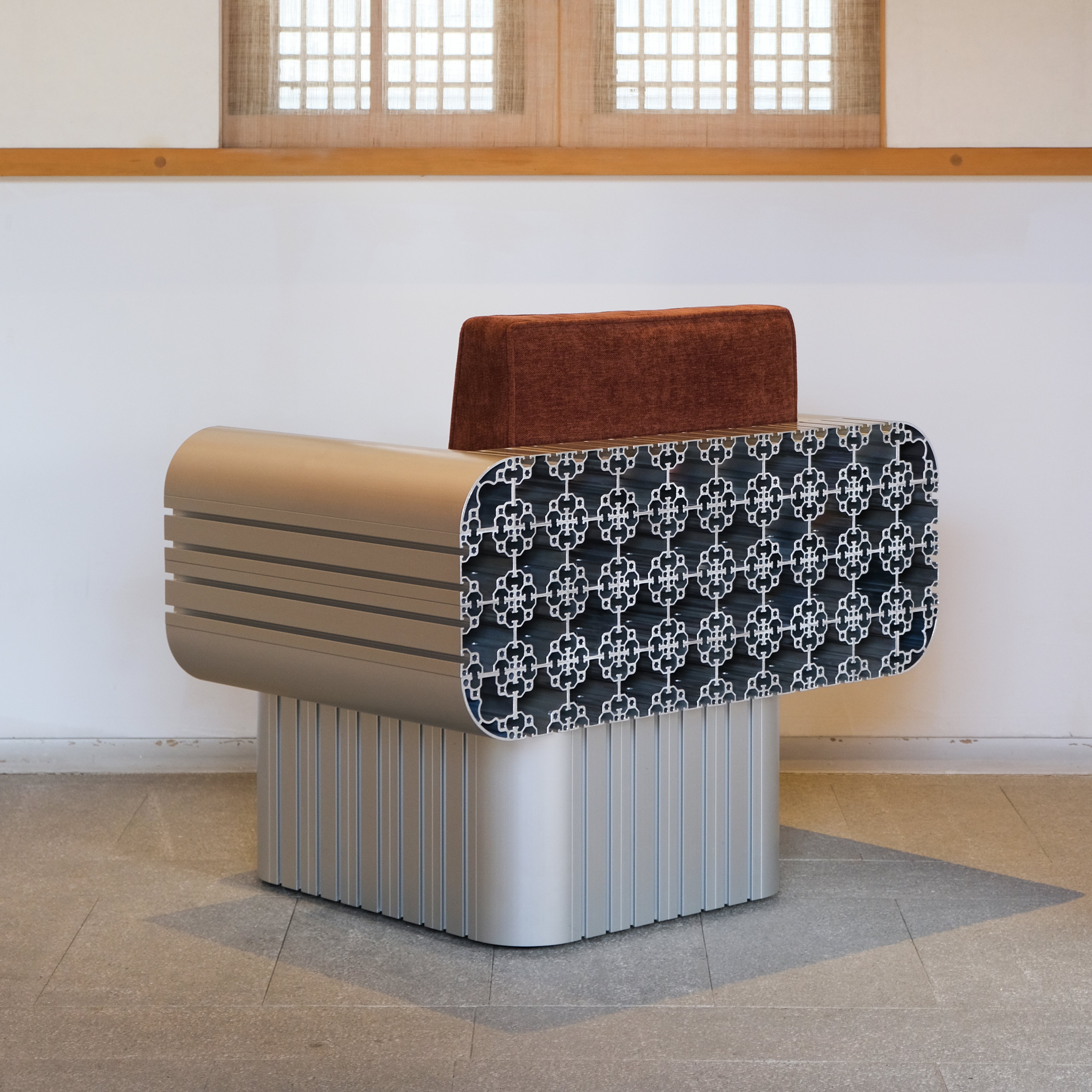 PF80_ARMCHAIR 2